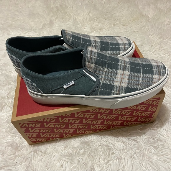 Vans Shoes - 💫SOLD💫NWT Platform Slip on Vans